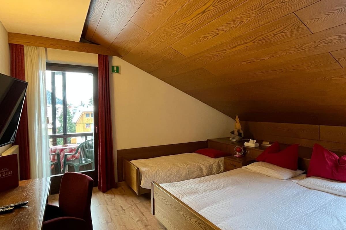 Standard Triple Room, Balcony | In-room safe, free WiFi