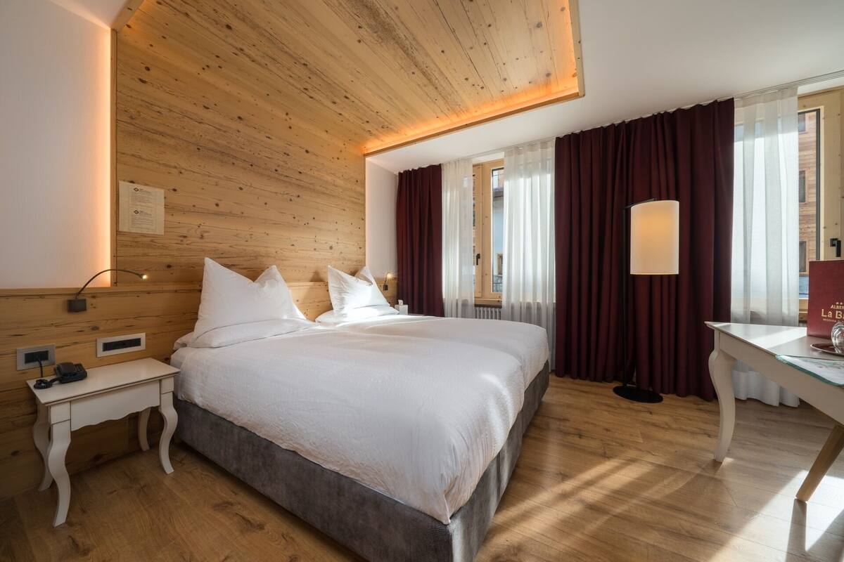 Family Room | In-room safe, WiFi (free)
