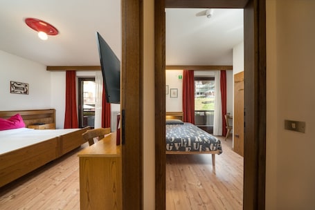 Superior Room, Balcony | In-room safe, free WiFi. Hotel La Baita