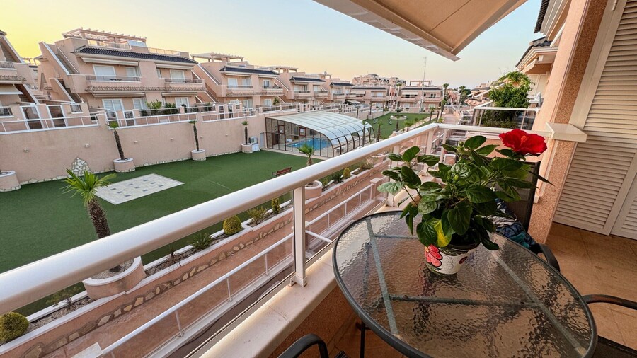 Modern Home Near Playa Flamenca