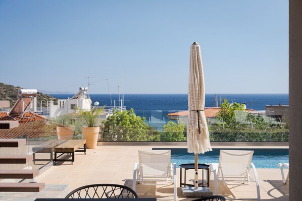 Private pool