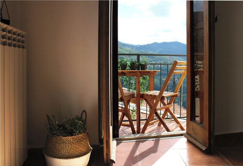 Lumira Vista – Panoramic Maisonette in the Historic Village