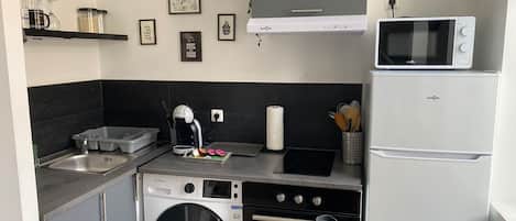 Microones, forn, placa de cuina i rentaplats
