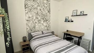 1 chambre, fer et planche à repasser, Wi-Fi, draps fournis