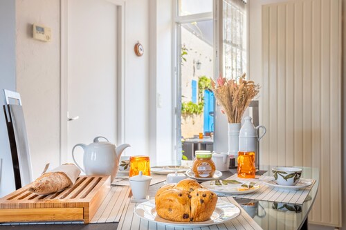 Chambre d'hôtes 'La Suite Une ou Deux Chambres' avec Terrasse Partagée, Jardin Partagé et Wi-Fi