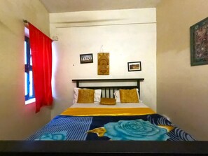 Chambre Double, vue ville