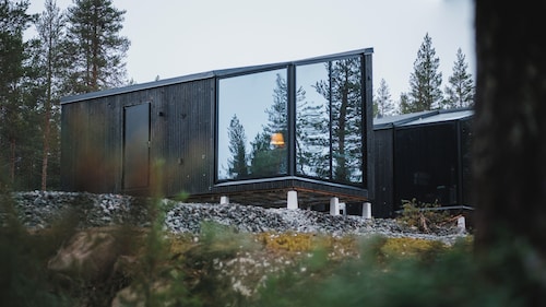 Halo Igloos - Private Sauna & Jacuzzi - Opening in November 2025