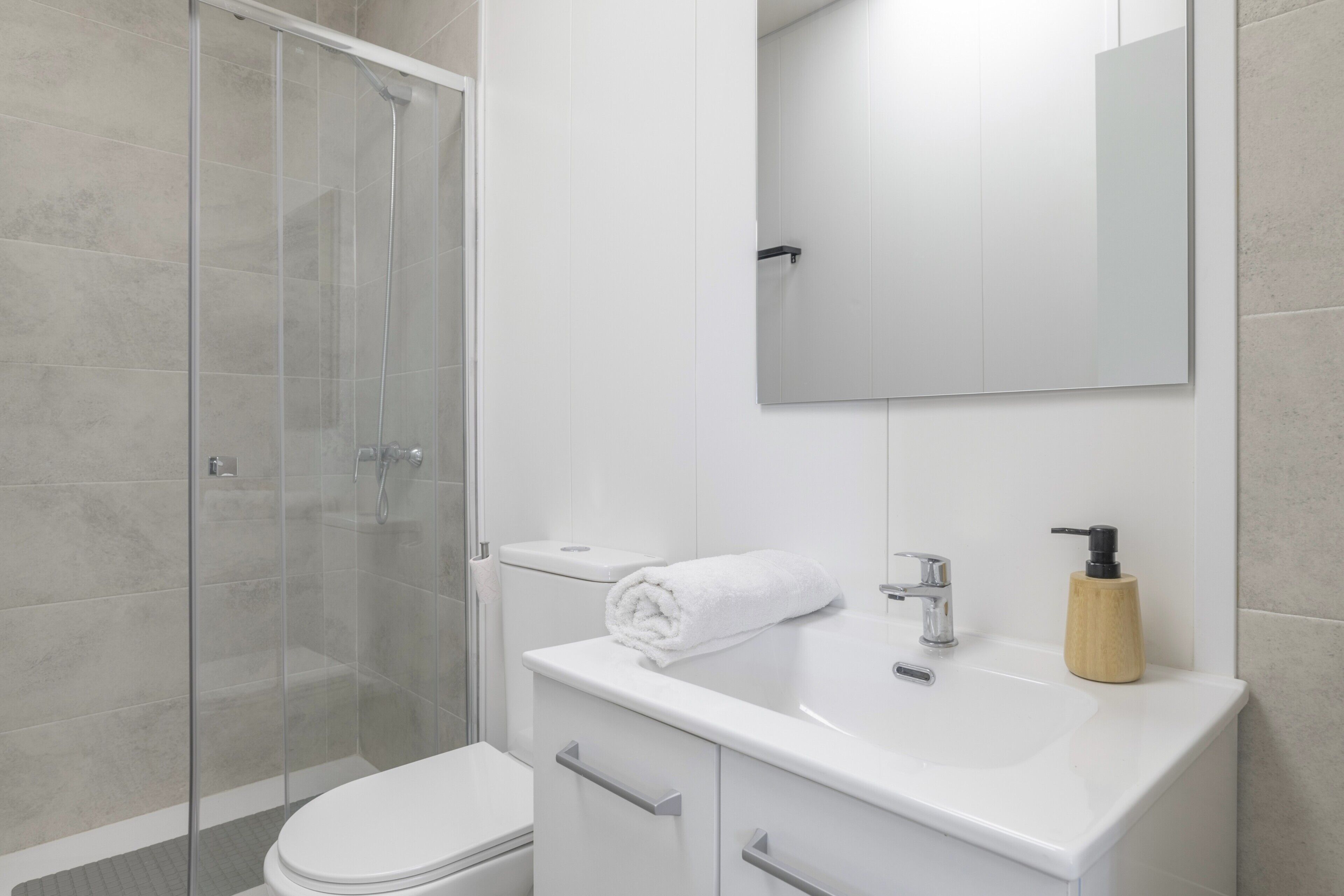 Doccia, asciugacapelli, asciugamani