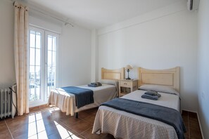 Lejlighed | 3 soveværelser, strygejern/strygebræt