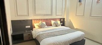 Shanti Vilas Hotel