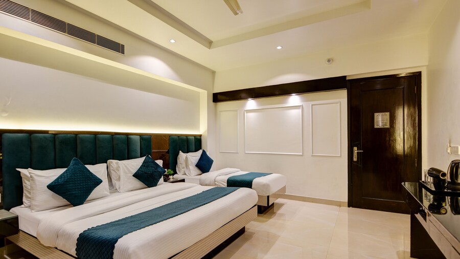 Hotel The Krishna