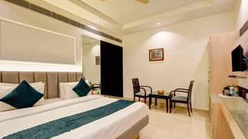 Double or Twin Room, City View | Free WiFi