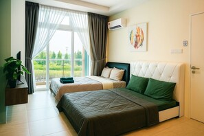 Camera doppia, balcone, vista giardino | Ferro/asse da stiro, Wi-Fi gratuito