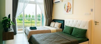 Cozy City Big studio Riverine Diamond