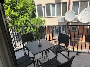 Lejlighed - 2 soveværelser - balkon | Terrasse/gårdhave