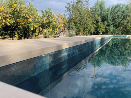 Traditional country house with private pool