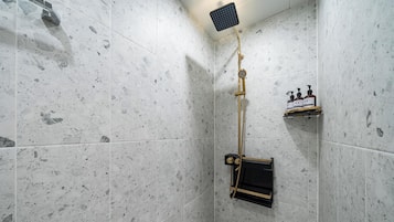 Luxe suite | Een bureau, gratis wifi