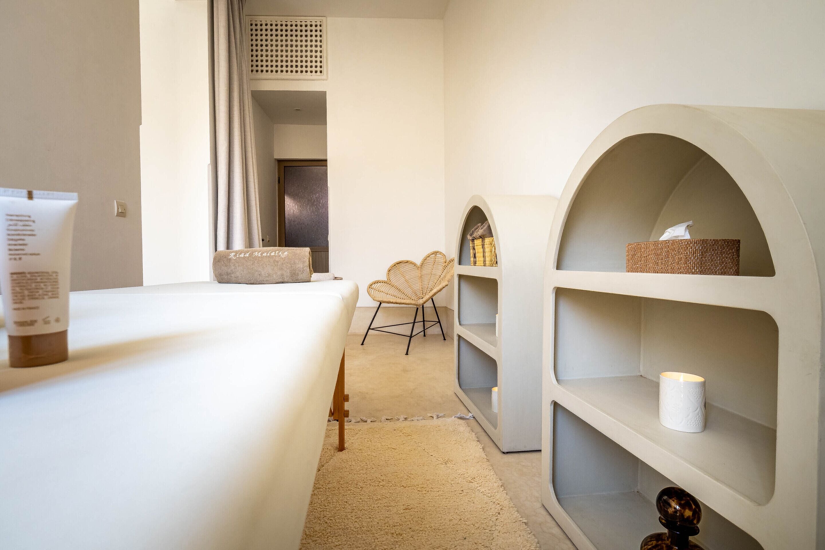 Turkish bath/hammam, body treatments, body wraps, body scrubs