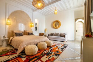 Suite, Non Smoking | In-room safe, individually decorated, individually furnished - Riad Malaika Marrakech (Marrakech)