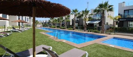 Huis | Zwembad | Een buitenzwembad