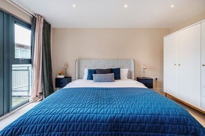 2 bedrooms, iron/ironing board, travel cot, WiFi