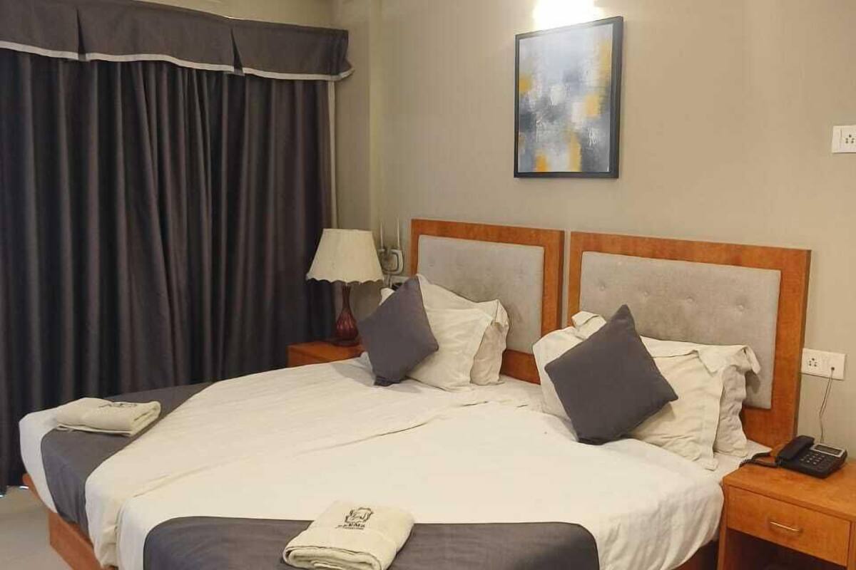 Deluxe Room | Free WiFi
