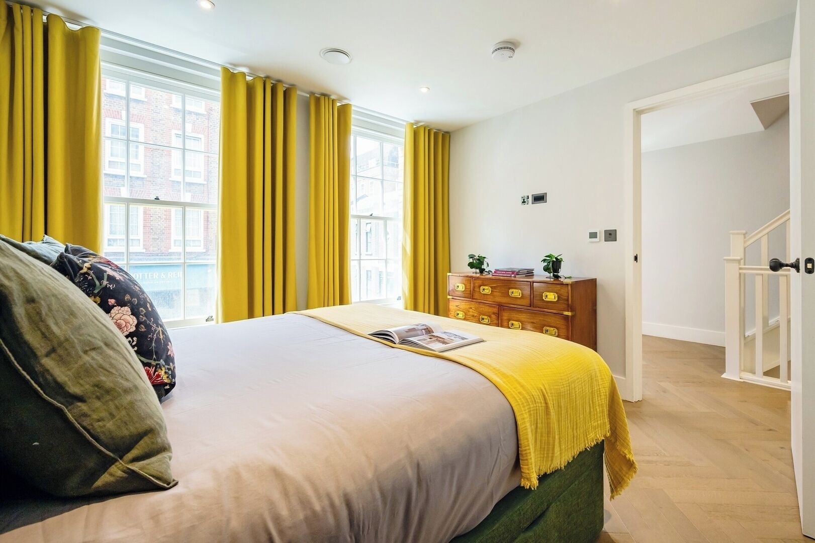 3 bedrooms, iron/ironing board, travel cot, WiFi
