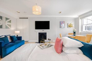 2 chambres, fer et planche à repasser, Wi-Fi, draps fournis