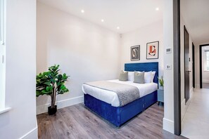 2 chambres, fer et planche à repasser, lit parapluie, Wi-Fi