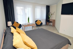 1 bedroom, WiFi, bed sheets, wheelchair access