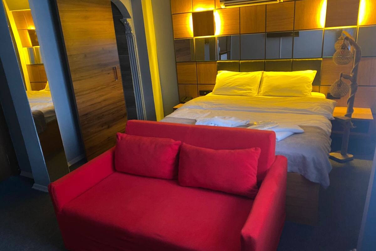 Standard Room | Desk, free WiFi