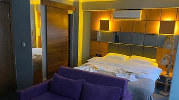 Chambre Standard | Fer et planche à repasser, accès au Wi-Fi (inclus)