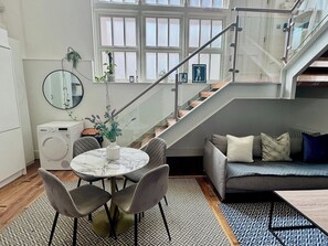 Interior - A Mews in Central Fiztrovia (Greater London)