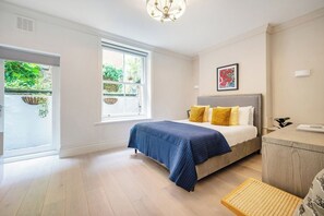 2 bedrooms, iron/ironing board, WiFi - Bloomsbury Gardened 2 bedFlat (Greater London)