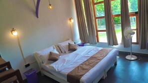 Sistema de insonorización, wifi gratis y ropa de cama