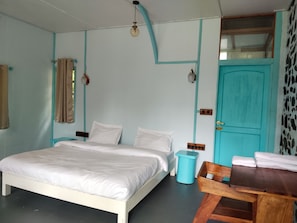 Free WiFi, bed sheets