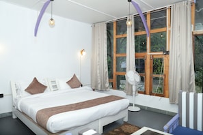 Wooden Cottage | Soundproofing, free WiFi, bed sheets - Hotel YAN Residency Bhimtal - Nainital (Bhimtal)