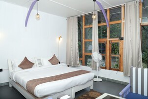 Wooden Cottage | Free WiFi, bed sheets