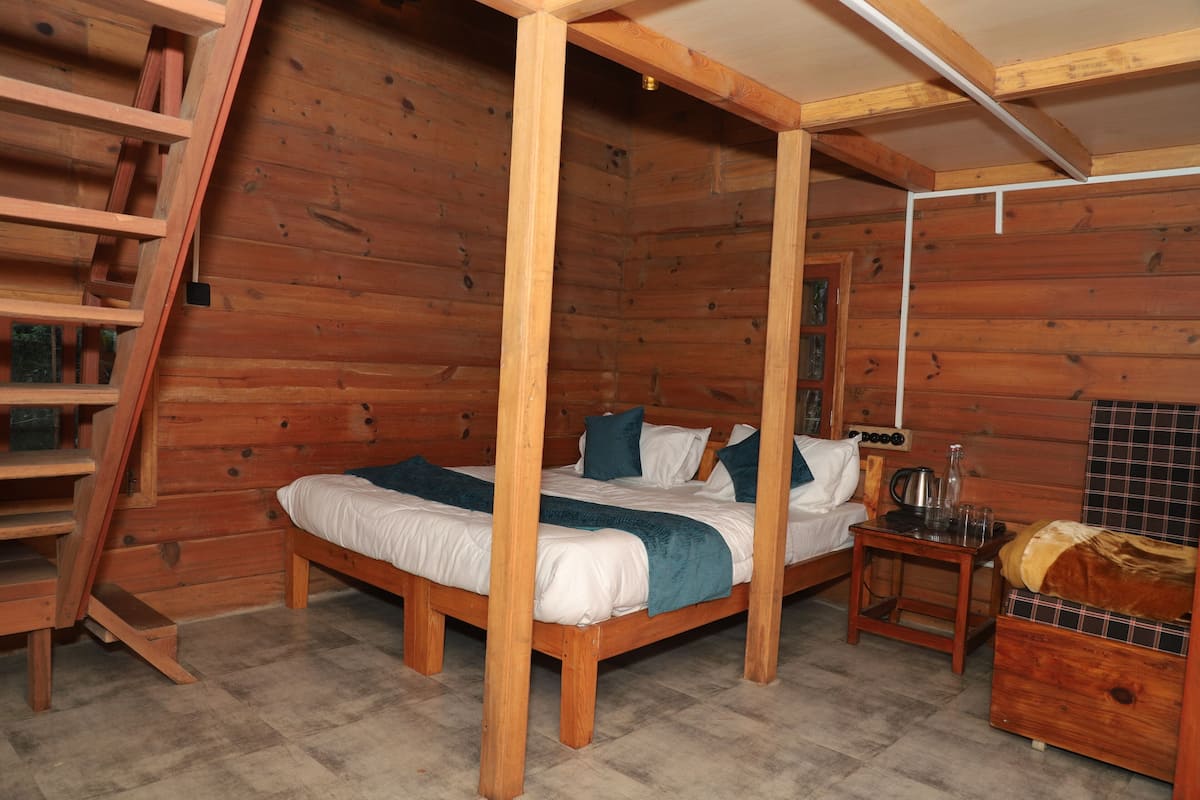 Hermitage Cottage | Soundproofing, WiFi (free), bed sheets