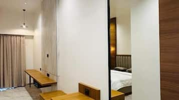Deluxe Double Room, Balcony, Garden View | In-room safe, free WiFi