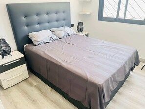 アパートメント | 2 室のベッドルーム、アイロン / アイロン台