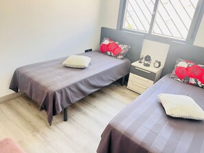 Appartement | 2 chambres, chambres insonorisées, fer et planche à repasser