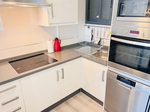 Apartment | Private kitchen