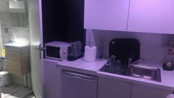 Microwave, stovetop