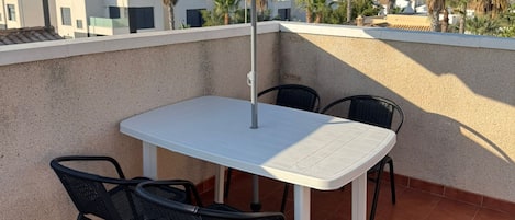 Appartement | Buiten dineren