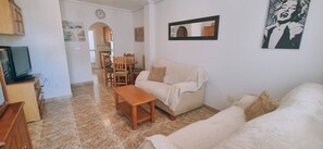 Apartment | Living area - Apartment in Orihuela Costa for 4 Guests (Orihuela)