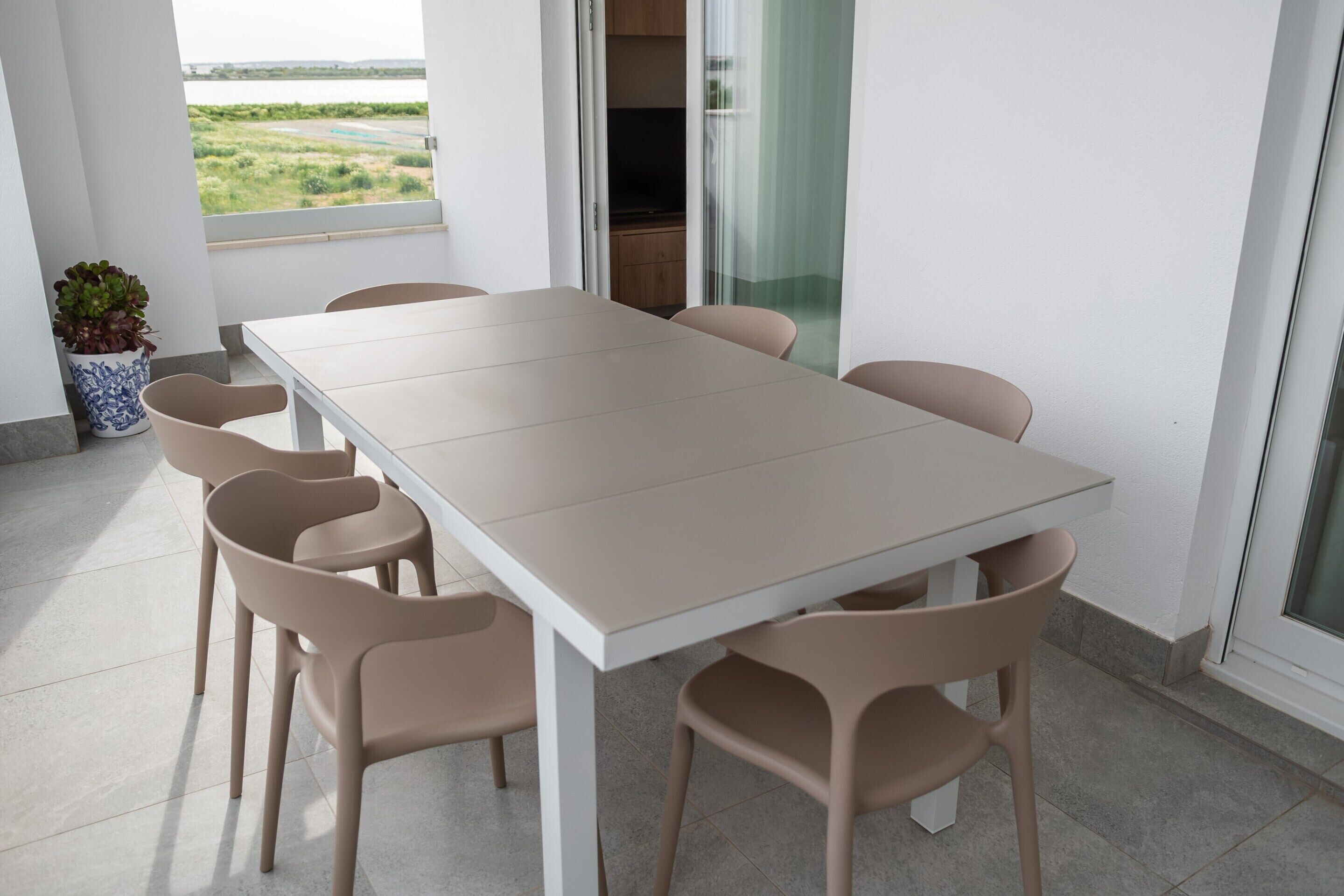 Apartment | Speisen im Freien