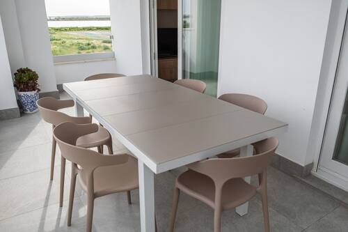 Apartment | Speisen im Freien