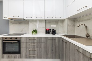 Lägenhet - balkong - utsikt mot staden | Eget kök | Espressobryggare, vattenkokare och brödrost