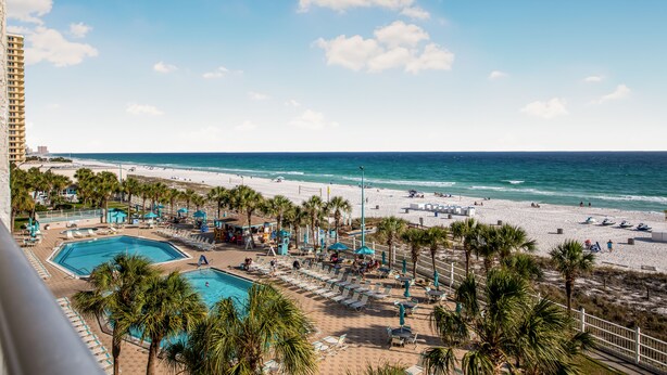 A resort with a swimming pool, beach, and ocean view. - 5th Floor Perfect Location at The Summit w/Beach Chairs Included! (Panama City Beach)